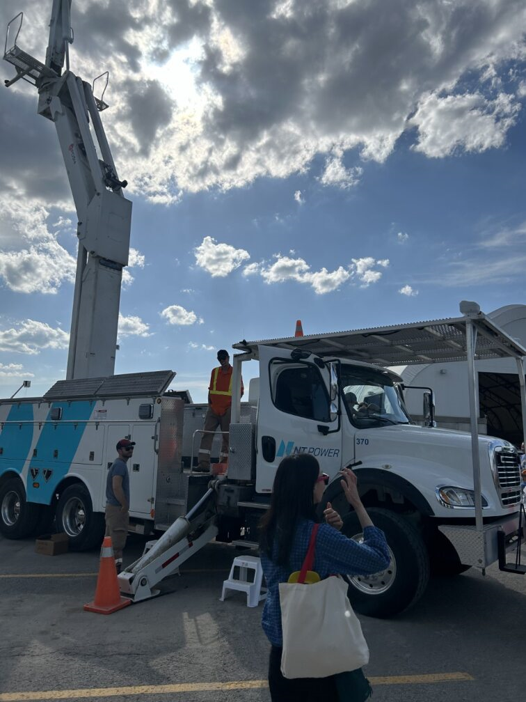 Bucket Truck